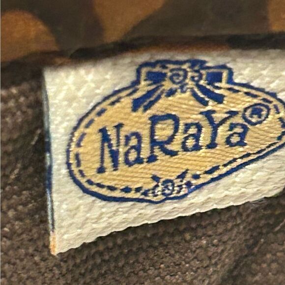 Naraya Brown flower quilted tote zipper shoulder bag New - Picture 6 of 8